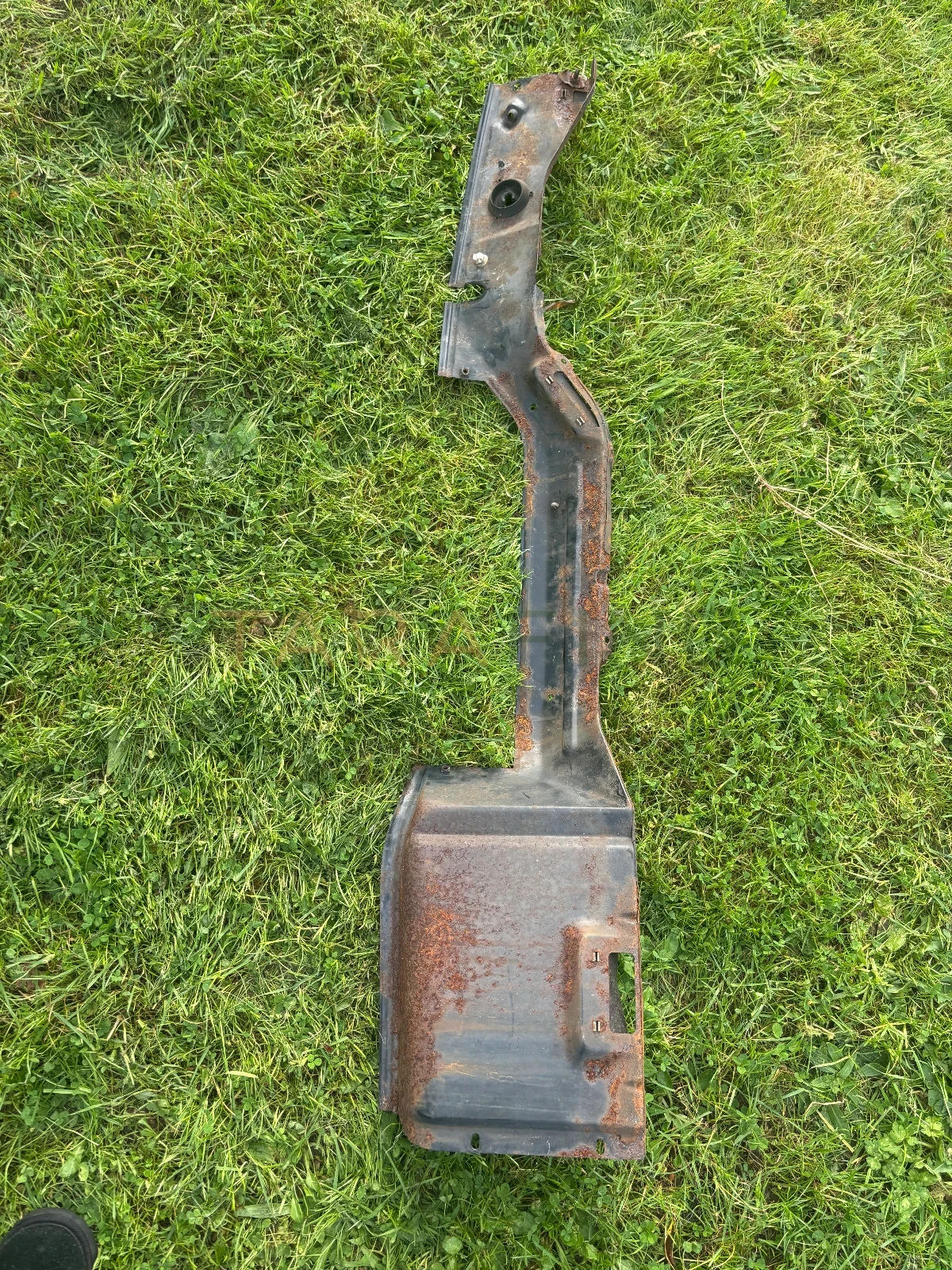 View OEM Ford Sierra Bulkhead Panel (83BG-18K497-AA) photo 2