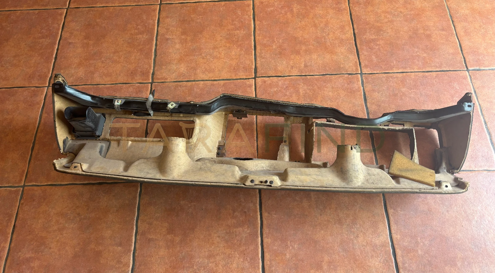 View OEM Ford Sierra Dashboard Top  (91BG 04 04310 BAW) photo 5