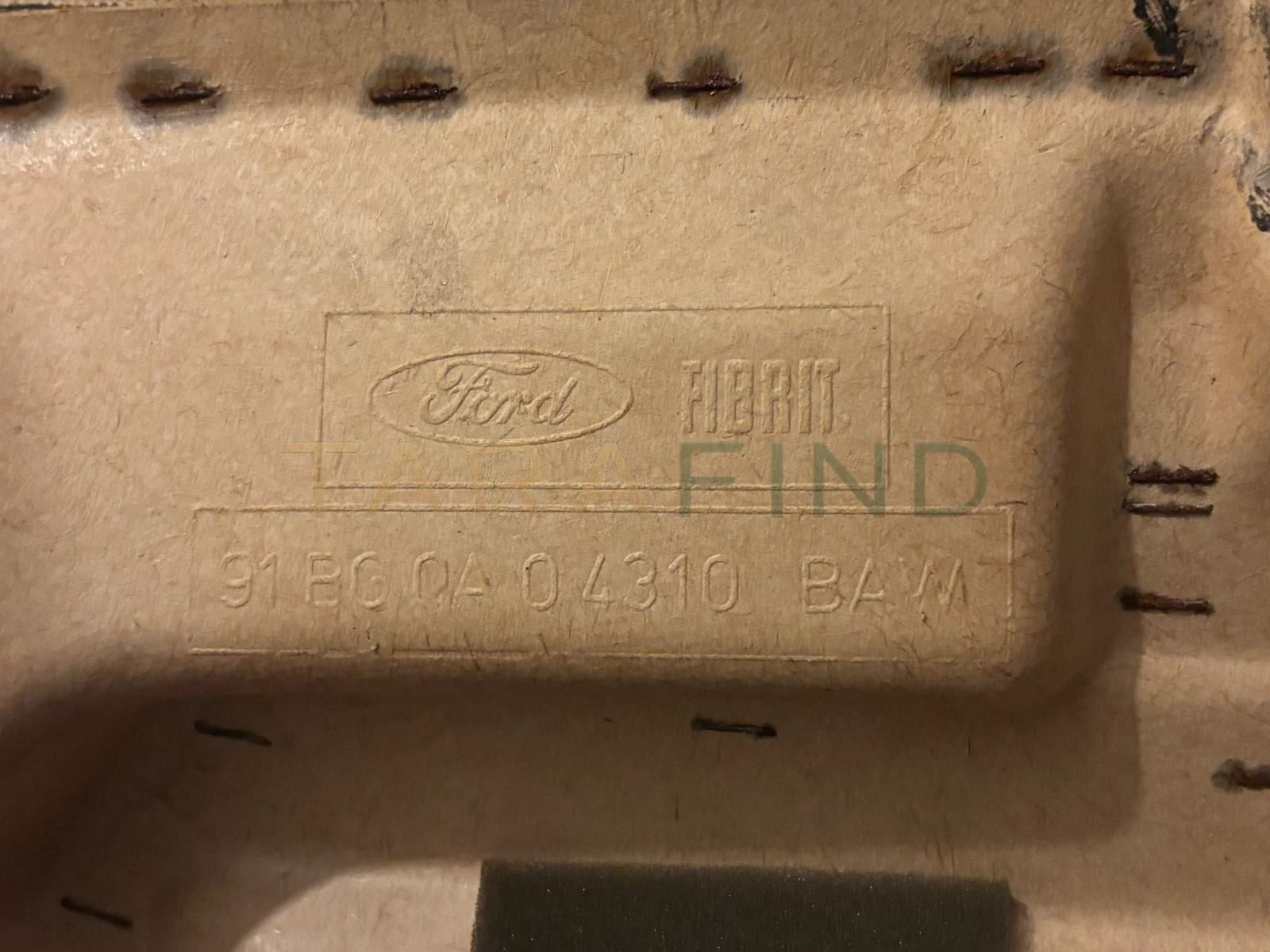 View OEM Ford Sierra Dashboard Top  (91BG 04 04310 BAW) photo 4
