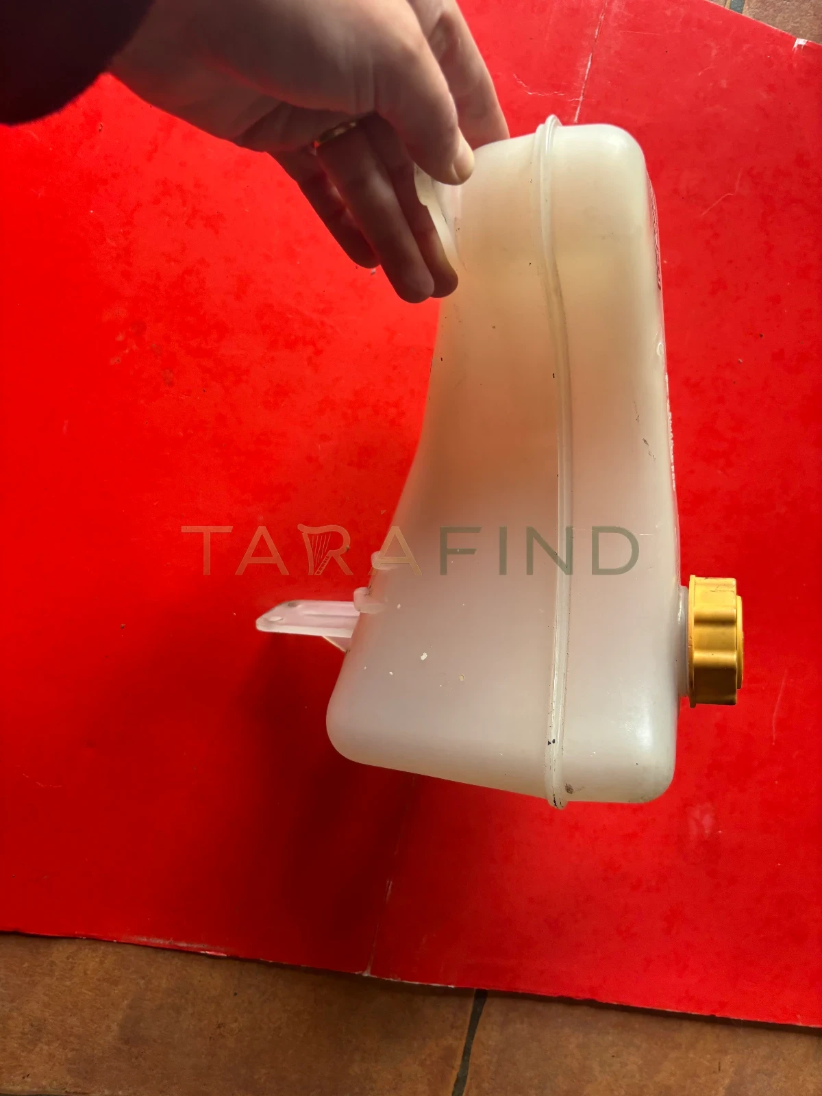 View Genuine Ford Sierra Cosworth  Coolant Expansion Tank - V90BB-8K218-AA / 1658805 photo 3