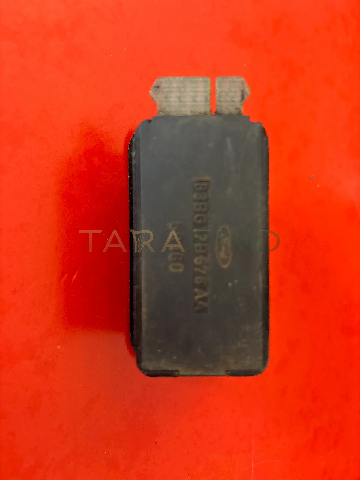 View Ford Sierra Electric Mirror Switch (83BG 17B676 AA) photo 2