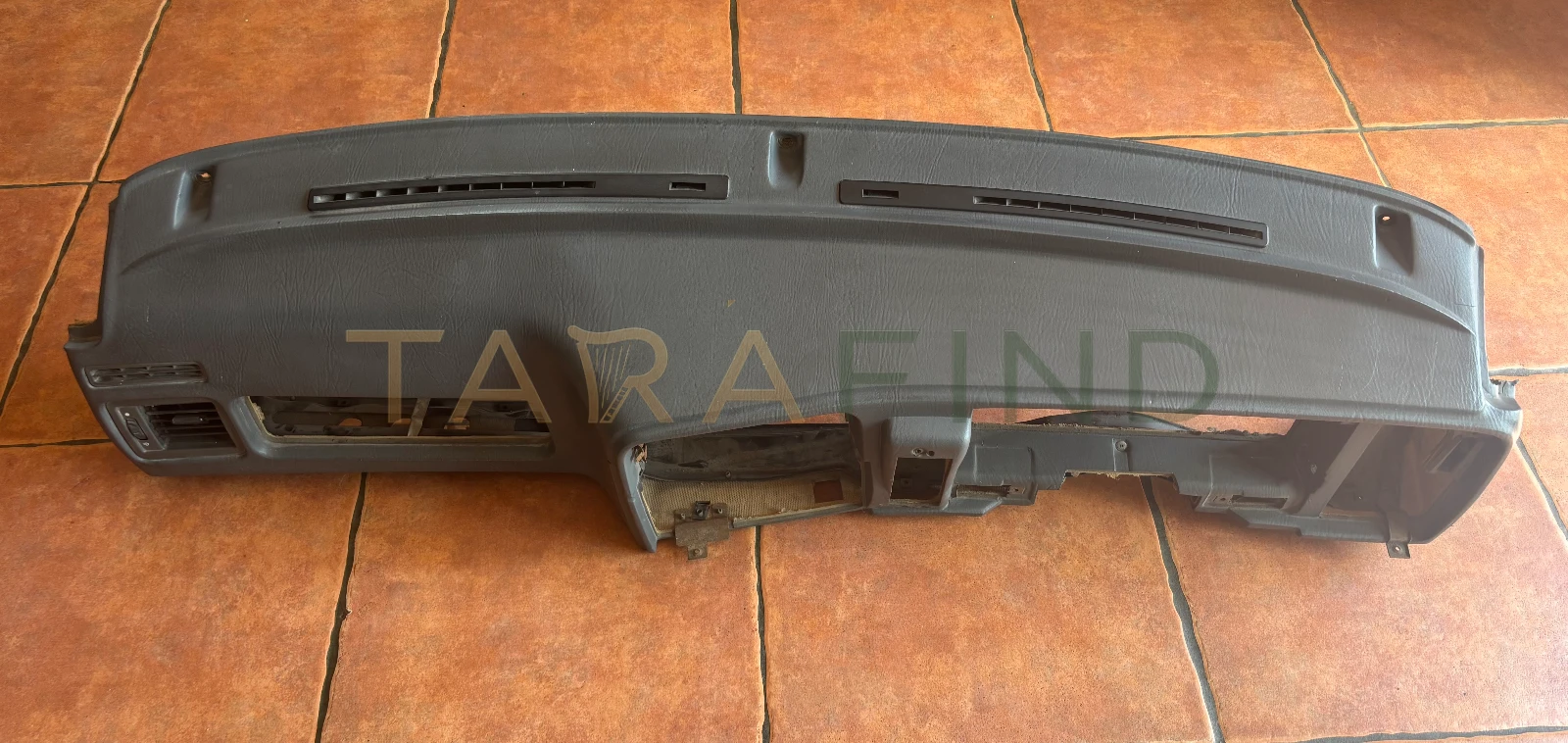 View OEM Ford Sierra Dashboard Top  (91BG 04 04310 BAW) photo 2