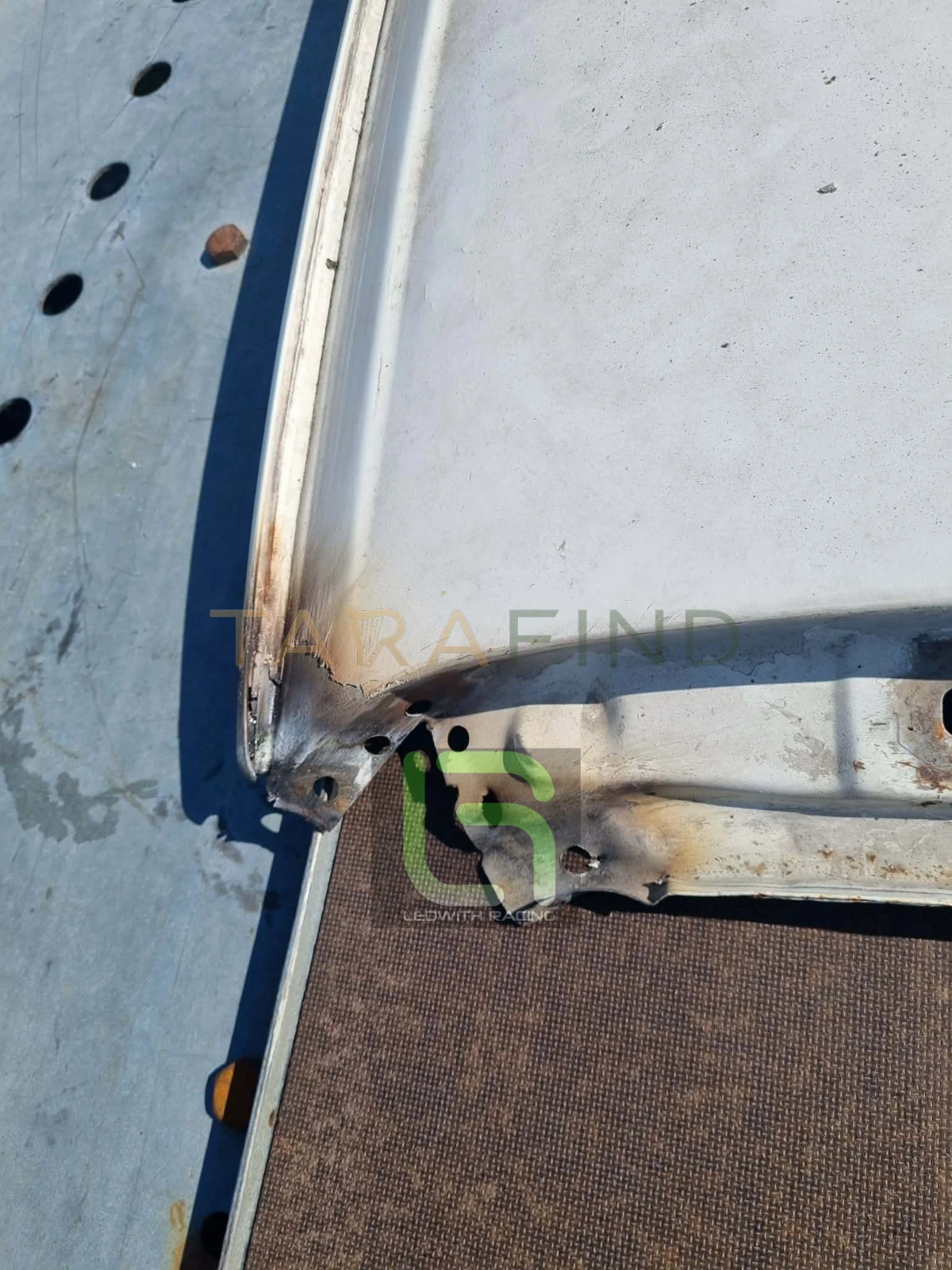 View OEM ford sierra 3dr cosworth Steel Roof Panel Skin with Sunroof Aperture and Frame photo 6