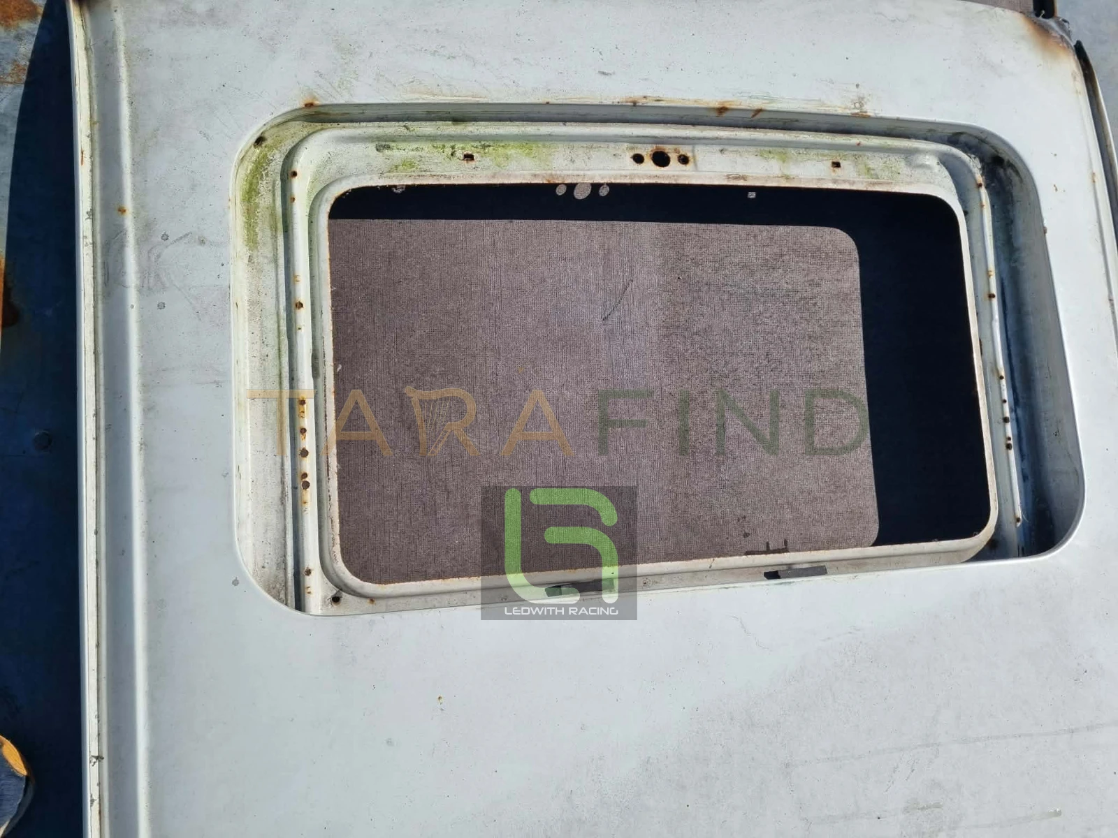 View OEM ford sierra 3dr cosworth Steel Roof Panel Skin with Sunroof Aperture and Frame photo 4