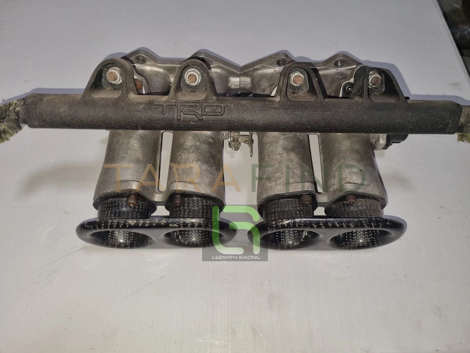 View TRD formula Atlantic  4-Cylinder Individual Throttle Bodies (ITB) Assembly with Carbon Trumpets & Fuel Rail photo 4